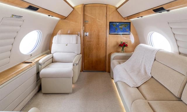 Gulfstream G650 N221DG photo 6