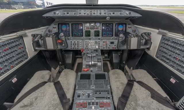 Learjet 45 N189PP photo 4