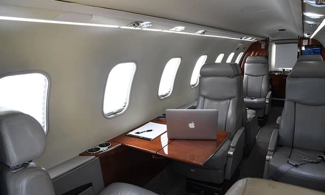 Learjet 45 N935RK photo 5