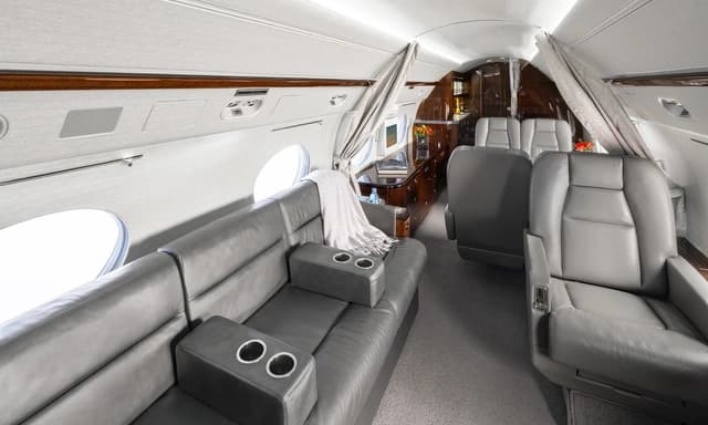 Gulfstream IV-SP N442WW photo 6