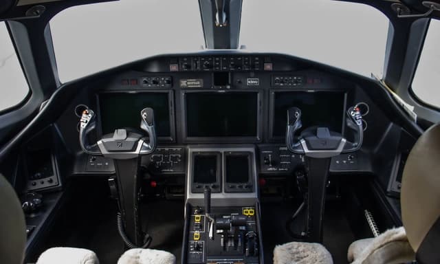 Cessna Citation Latitude N311VU photo 3