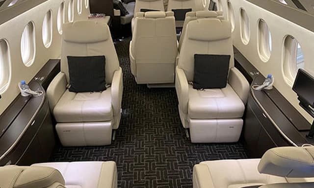 Falcon 900LX N588HP photo 3