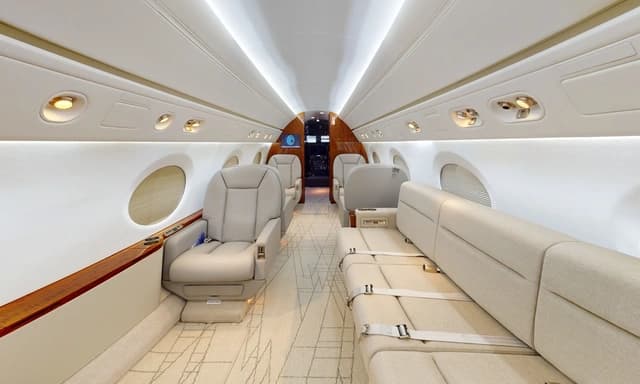 Gulfstream G350 N700MV photo 2