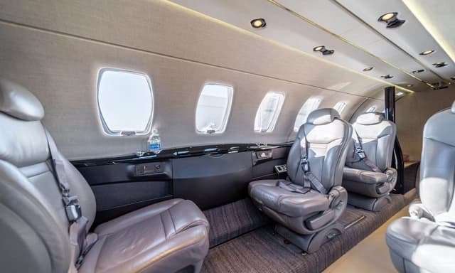 Cessna Citation CJ4 N81QC photo 2