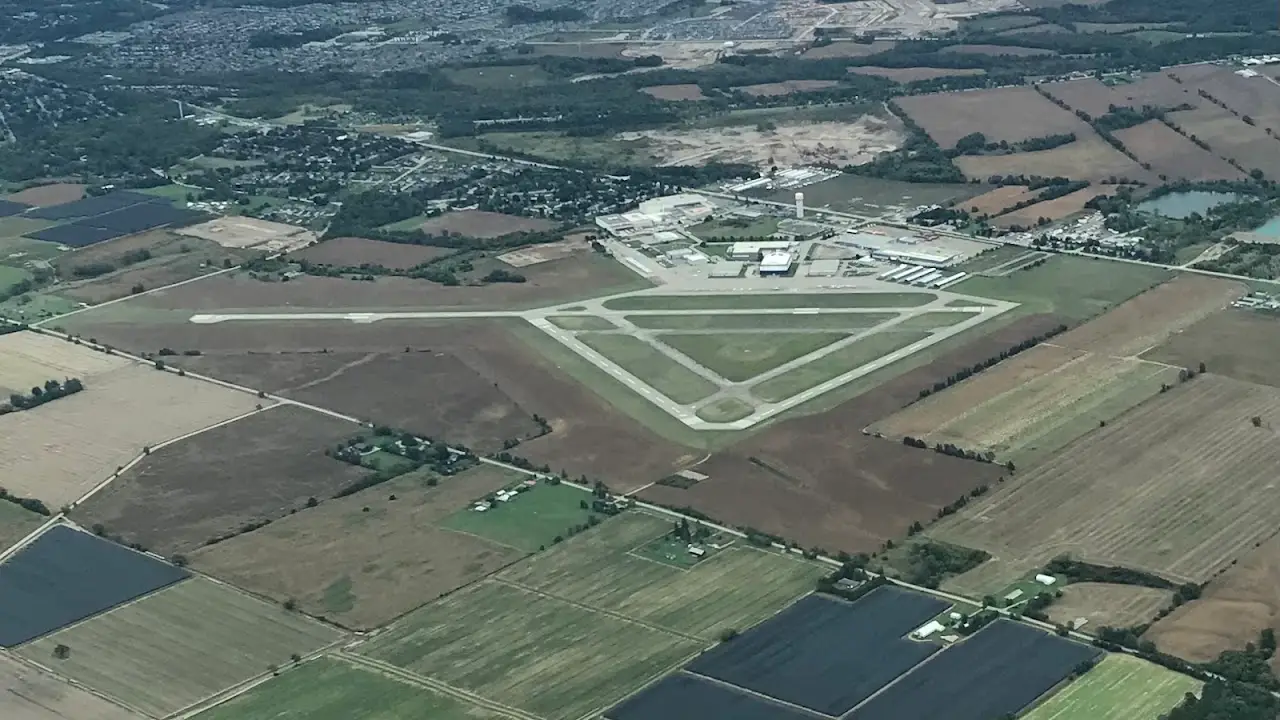Brantford Municipal Airport (CYFD), photo 4
