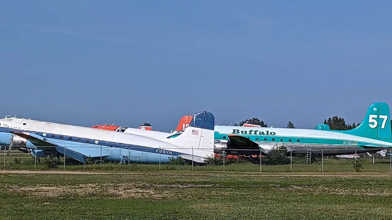 Hay River / Merlyn Carter Airport (YHY), photo 4