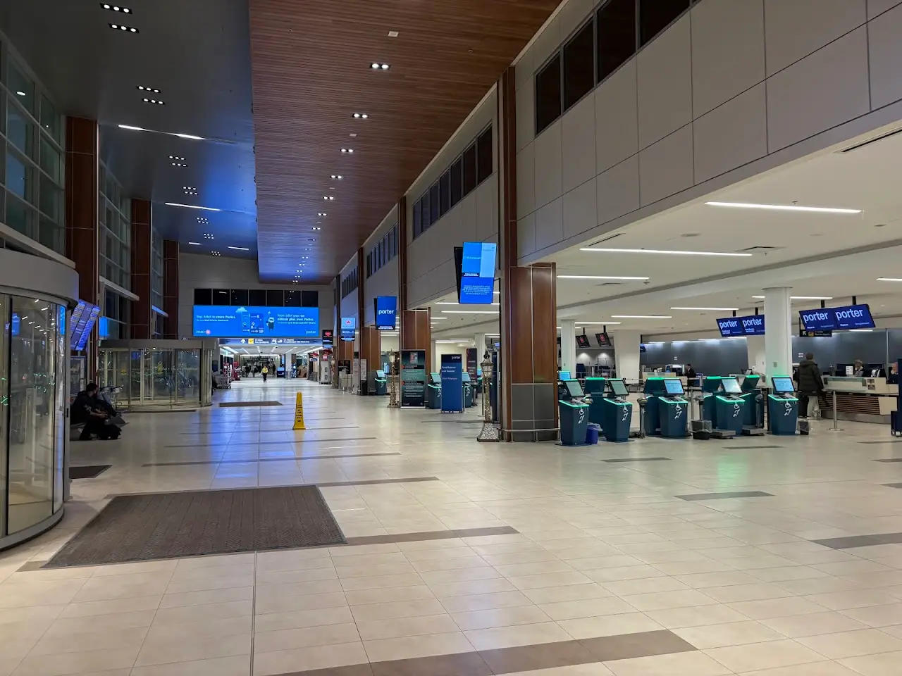 Halifax / Stanfield International Airport (YHZ), photo 2