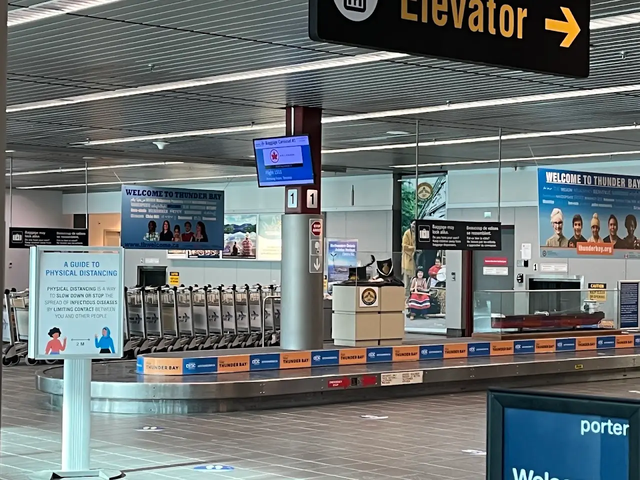 Thunder Bay International Airport (YQT), photo 3