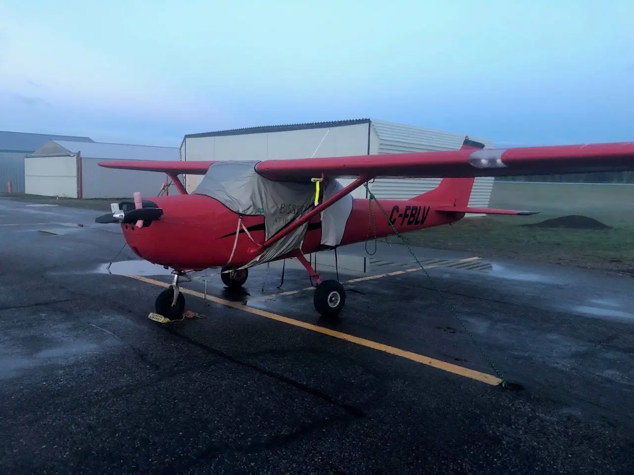 Red Lake Airport (YRL), photo 4