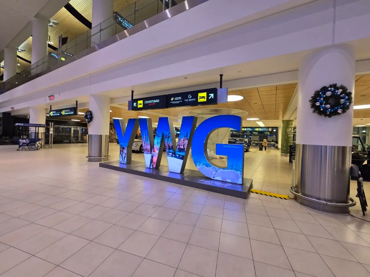 Winnipeg / James Armstrong Richardson International Airport (YWG), photo 4