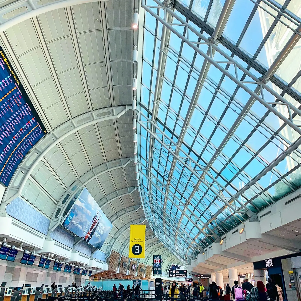 Toronto Pearson International Airport (YYZ), photo 2