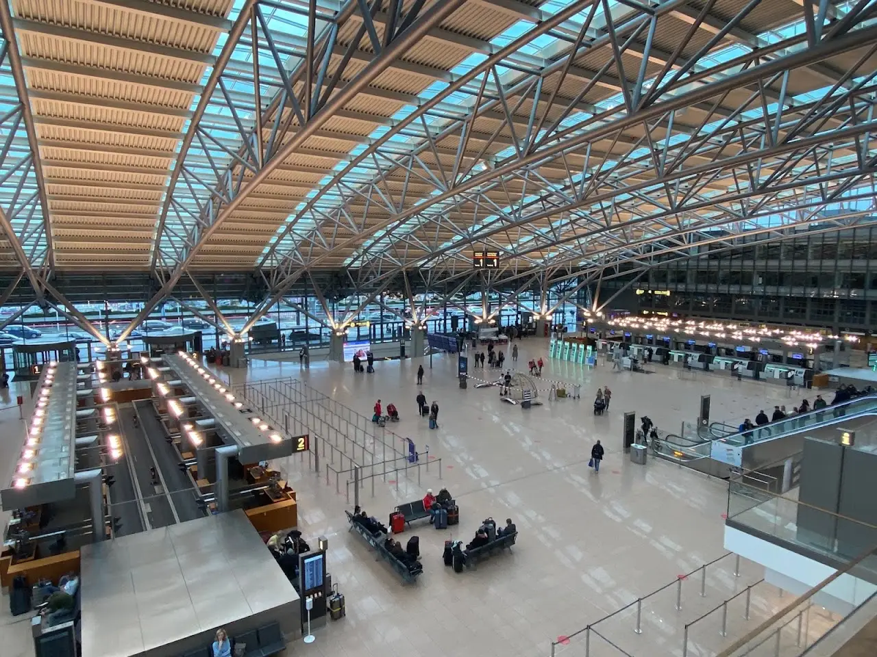 Hamburg Helmut Schmidt Airport (HAM), photo 2