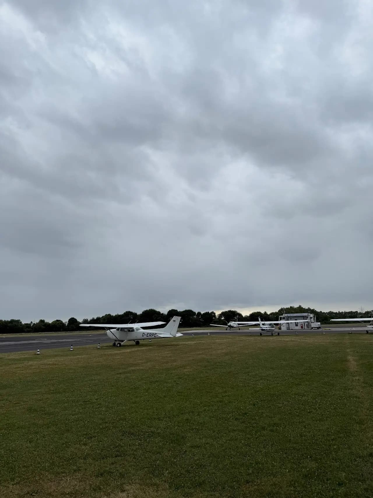 Frankfurt-Egelsbach Airport (EDFE), photo 4