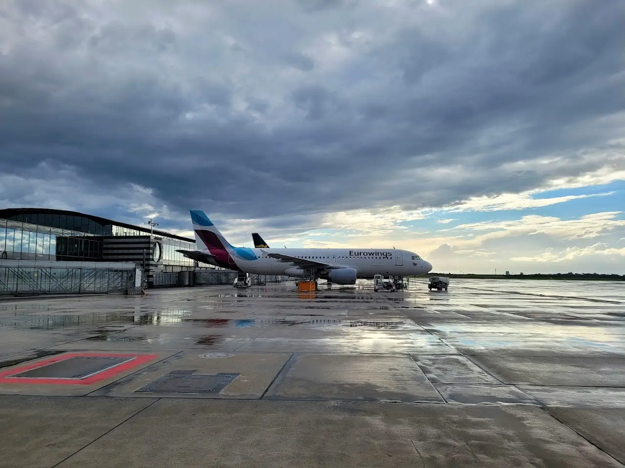 Dortmund Airport (DTM), photo 3