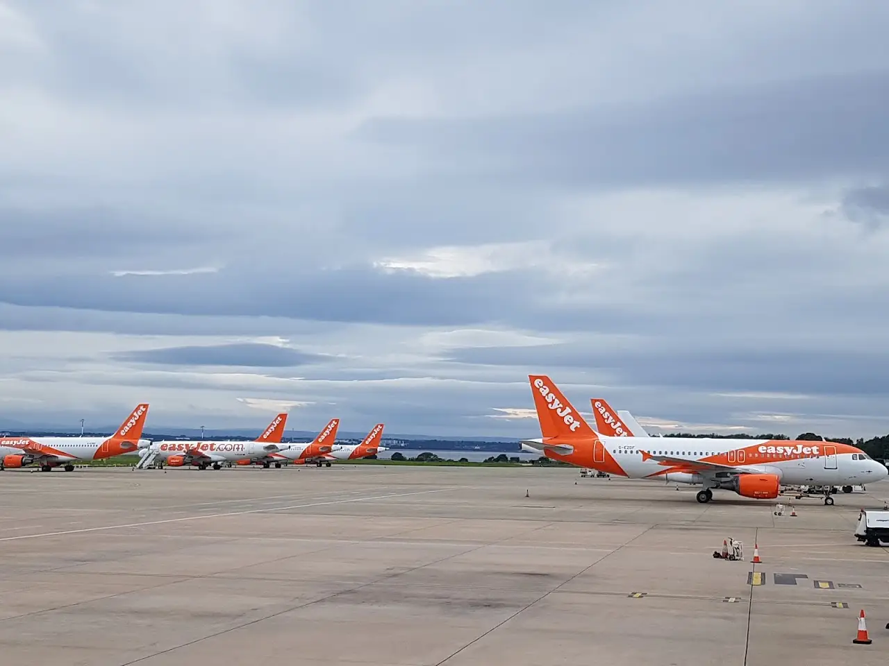Liverpool John Lennon Airport (LPL), photo 4