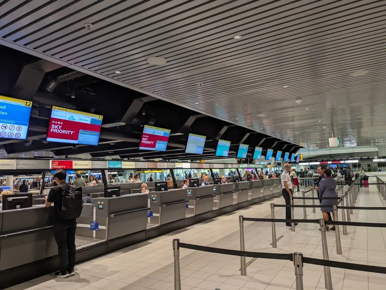 Amsterdam Airport Schiphol (AMS), photo 2