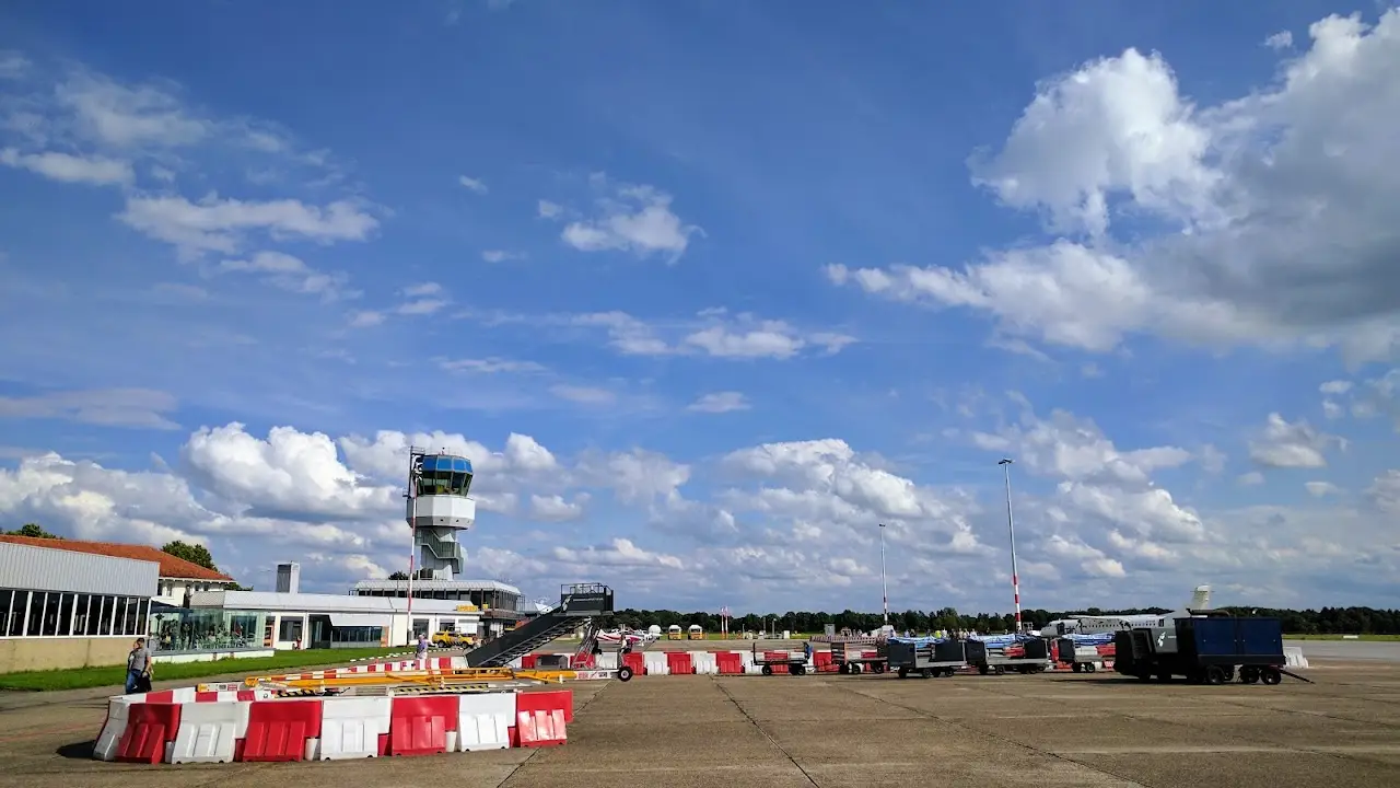 Groningen Airport Eelde (GRQ), photo 4