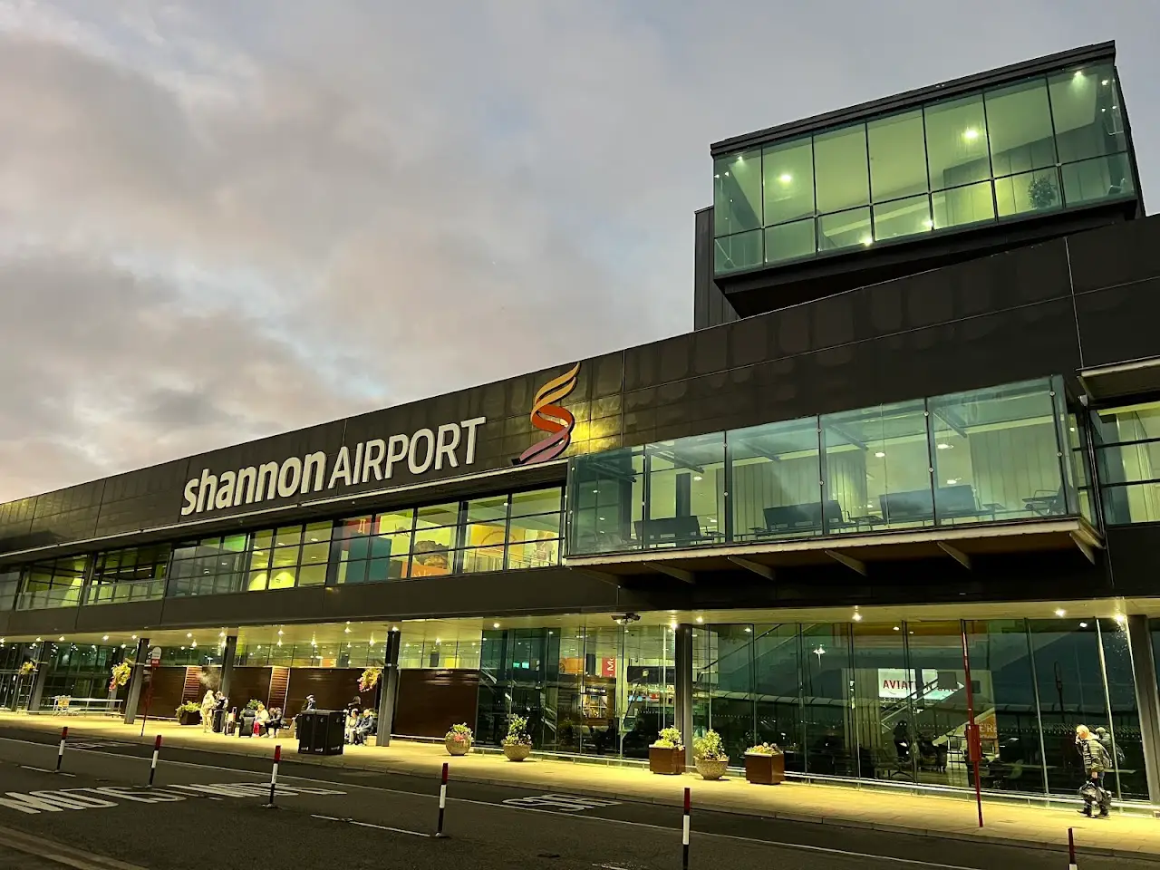 Shannon Airport (SNN), photo 2