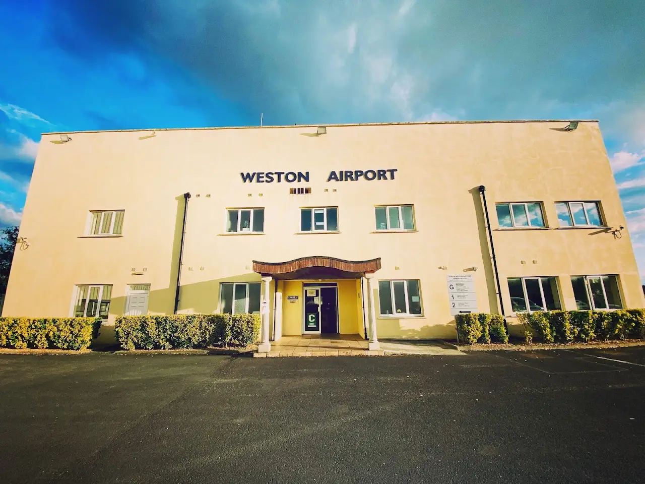 Weston Airport (EIWT), photo 4