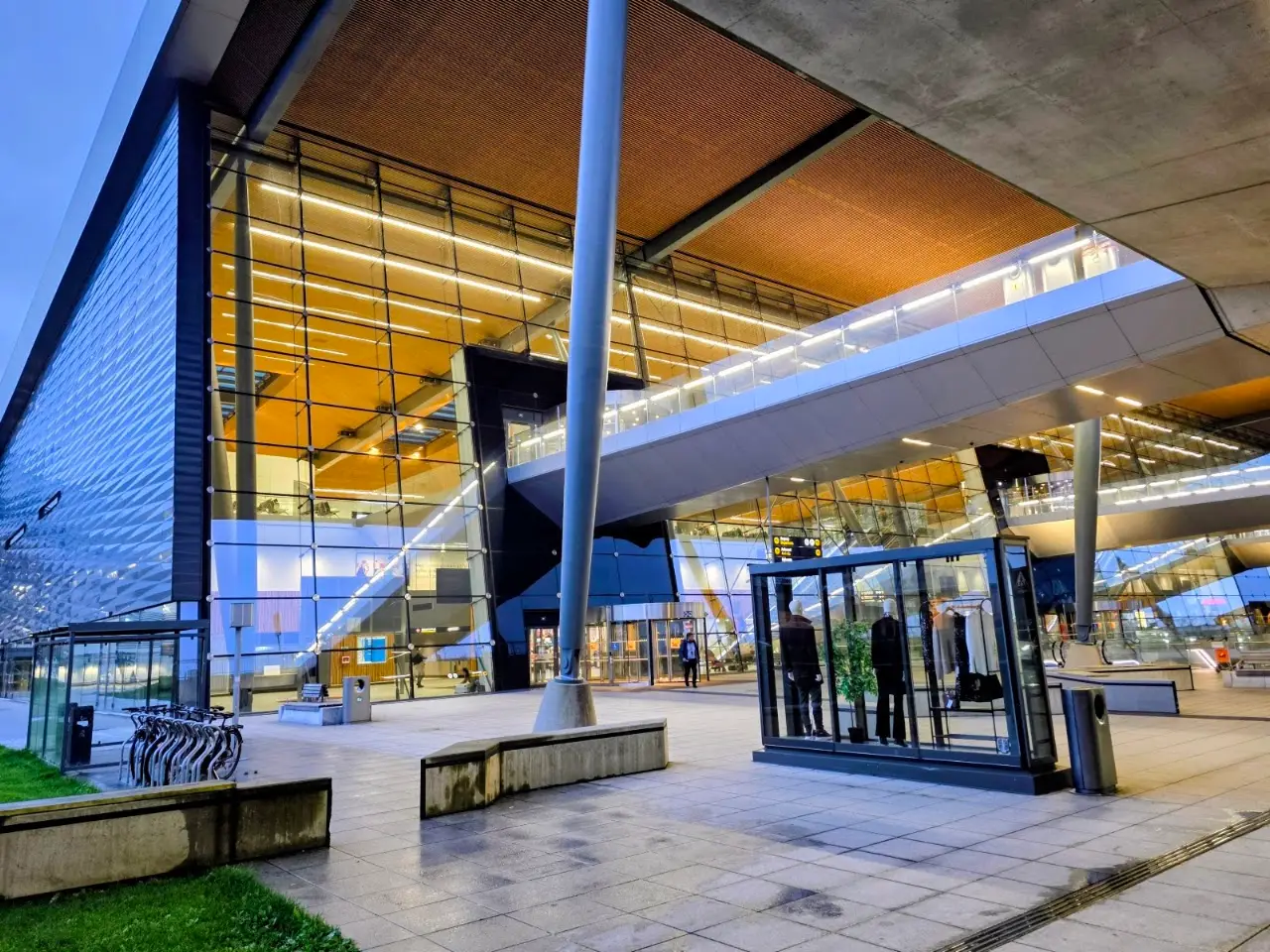 Bergen Airport, Flesland (BGO), photo 4