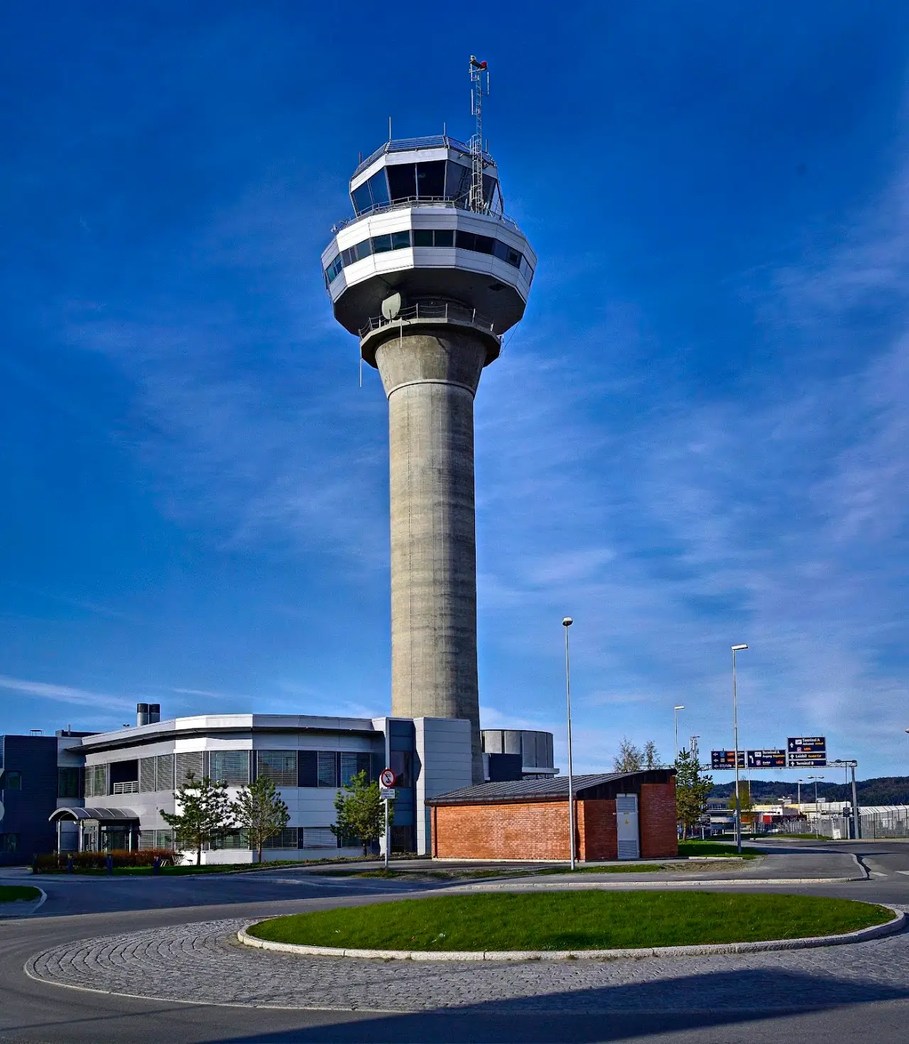 Trondheim Airport, Værnes (TRD), photo 2