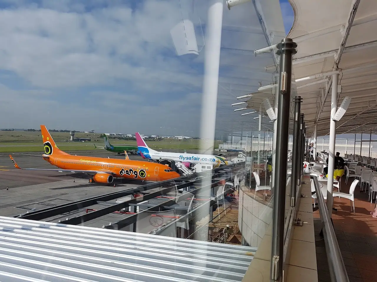 Lanseria International Airport (HLA), photo 3