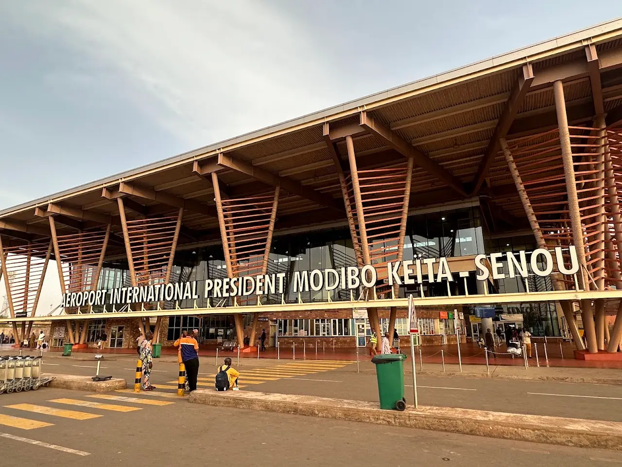 Modibo Keita International Airport (BKO), photo 2
