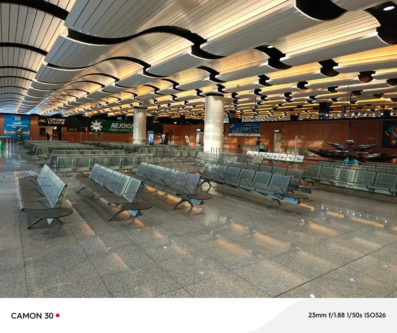 Blaise Diagne International Airport (DSS), photo 2