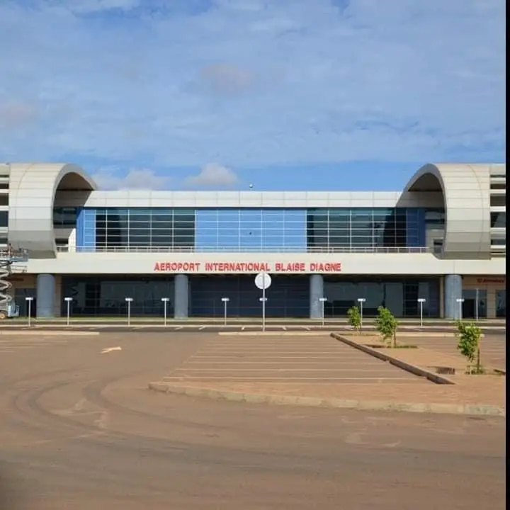 Blaise Diagne International Airport (DSS), photo 4