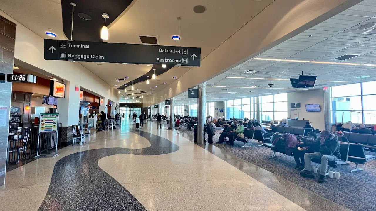 Rick Husband Amarillo International Airport (AMA), photo 2