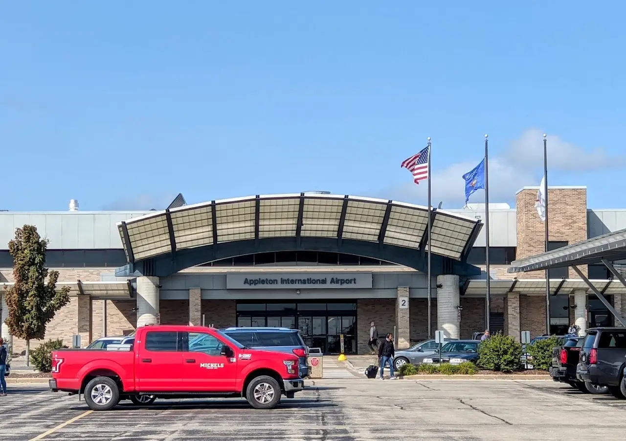 Appleton International Airport (ATW), photo 4