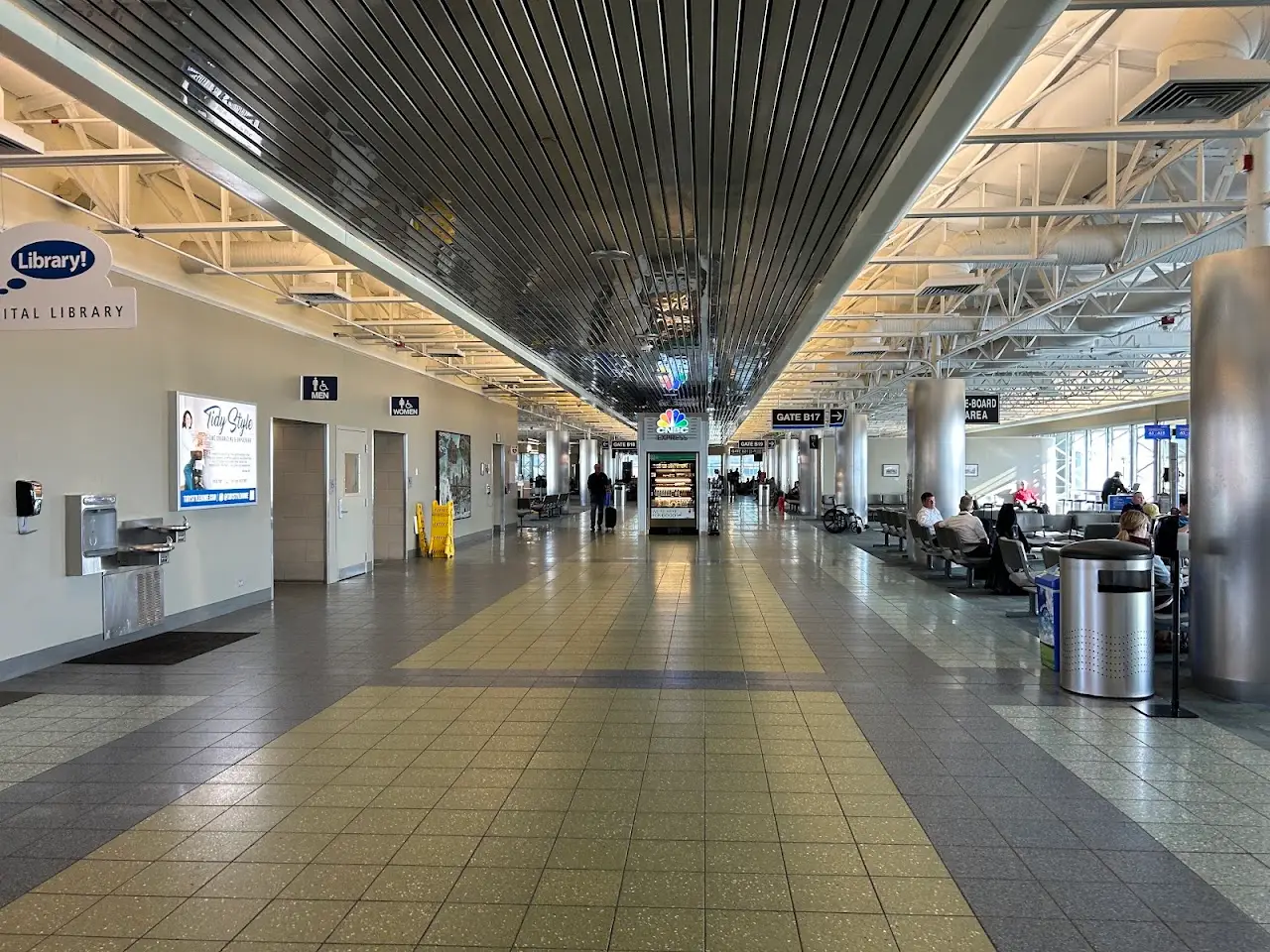 Boise Air Terminal/Gowen Field (BOI), photo 3