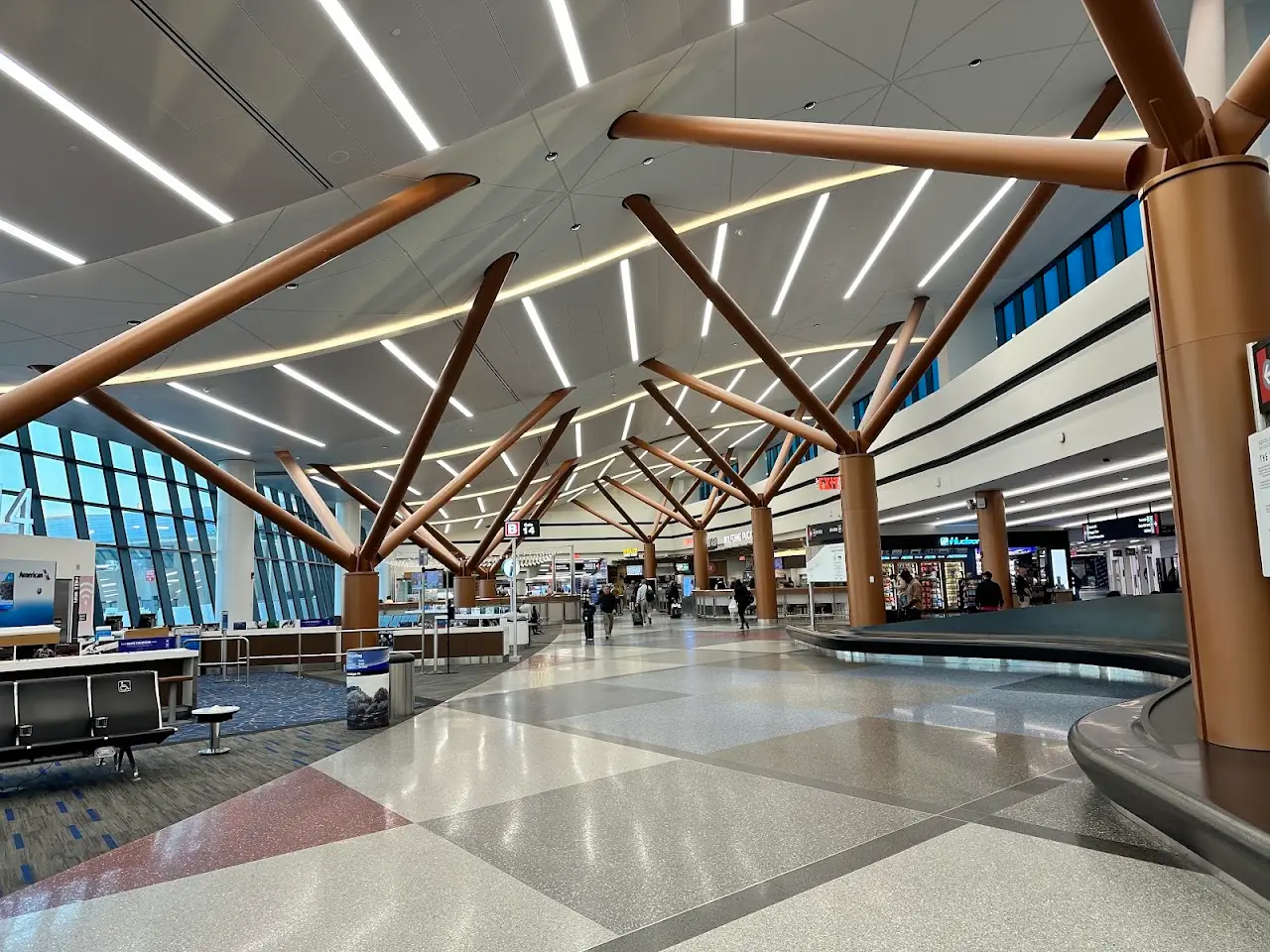 Boston Logan International Airport (BOS), photo 2