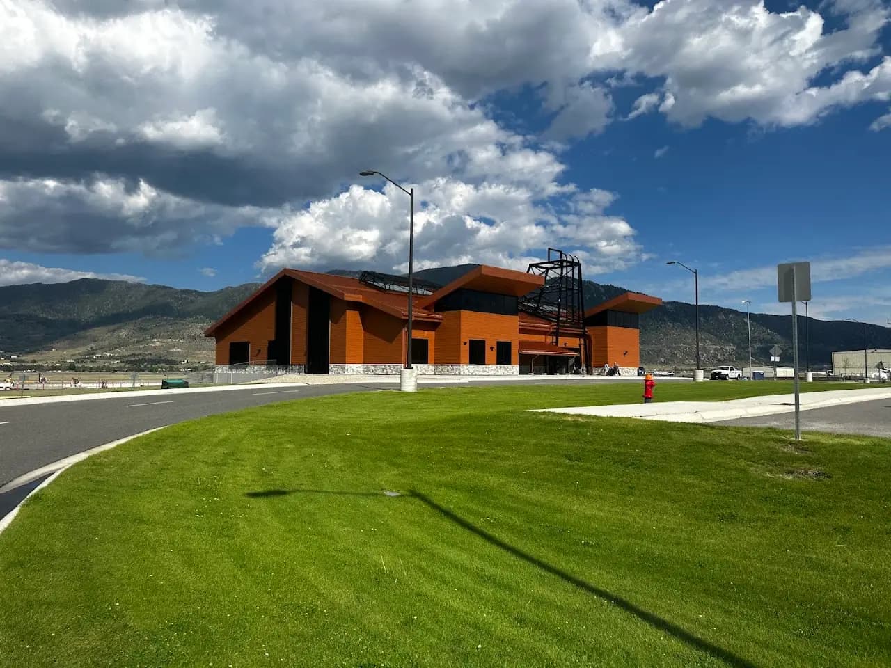 Bert Mooney Airport (BTM), photo 3