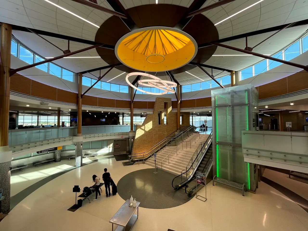 The Eastern Iowa Airport (CID), photo 3