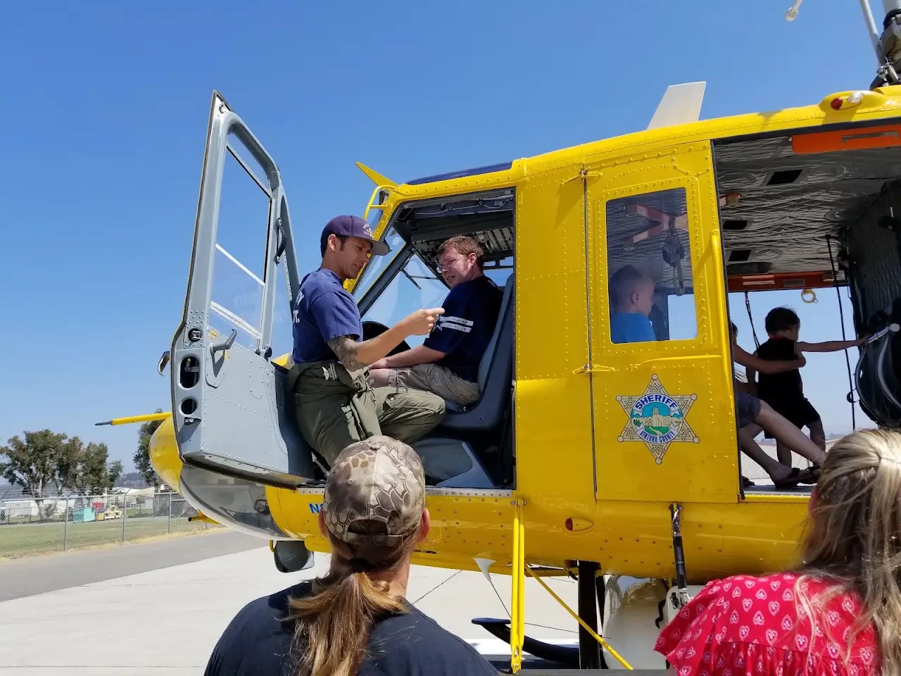 Camarillo International Airport (KCMA), photo 4
