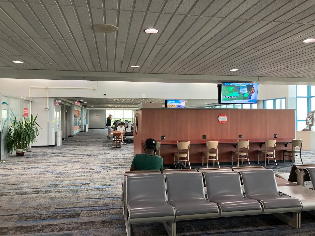 University of Illinois Willard Airport (CMI), photo 2