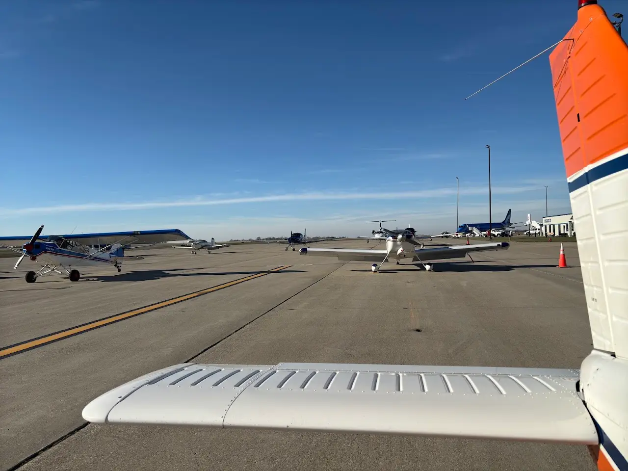 University of Illinois Willard Airport (CMI), photo 3