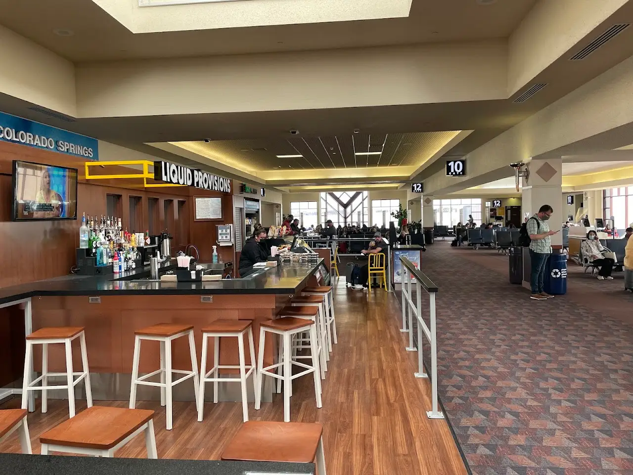 City of Colorado Springs Municipal Airport (COS), photo 3