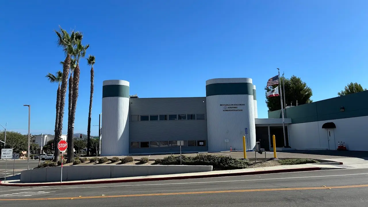 McClellan-Palomar Airport (CLD), photo 2