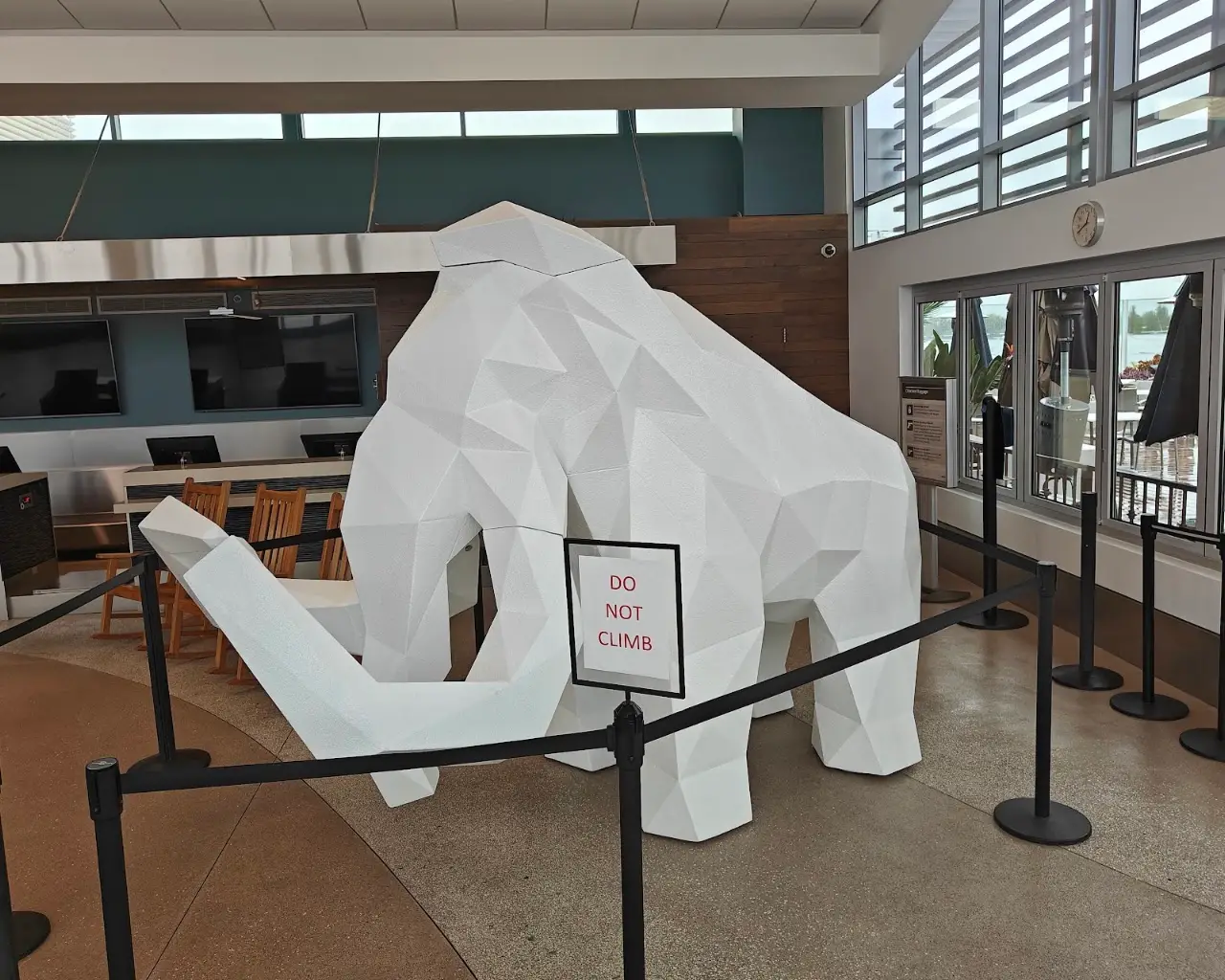 McClellan-Palomar Airport (CLD), photo 3