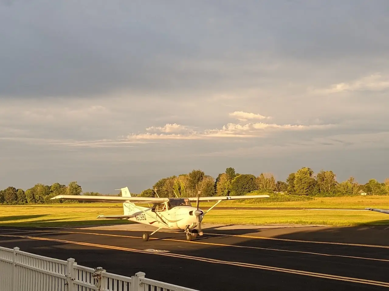 Doylestown Airport (DYL), photo 4