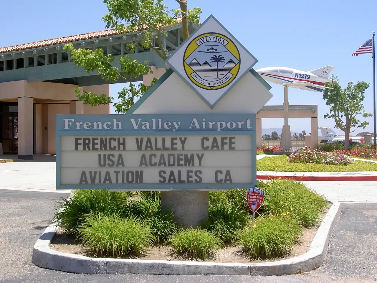 French Valley Airport (RBK), photo 4