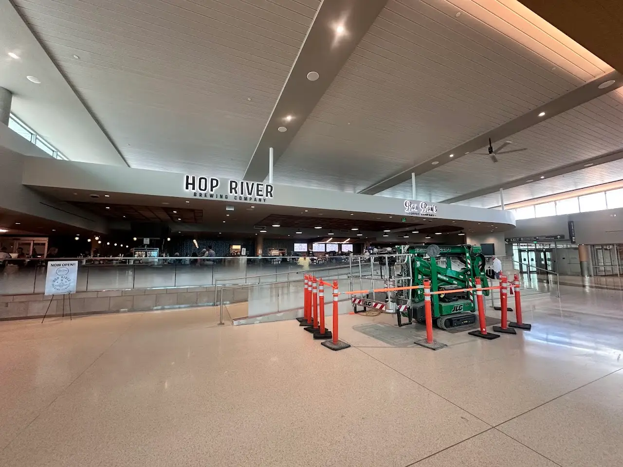 Fort Wayne International Airport (FWA), photo 2