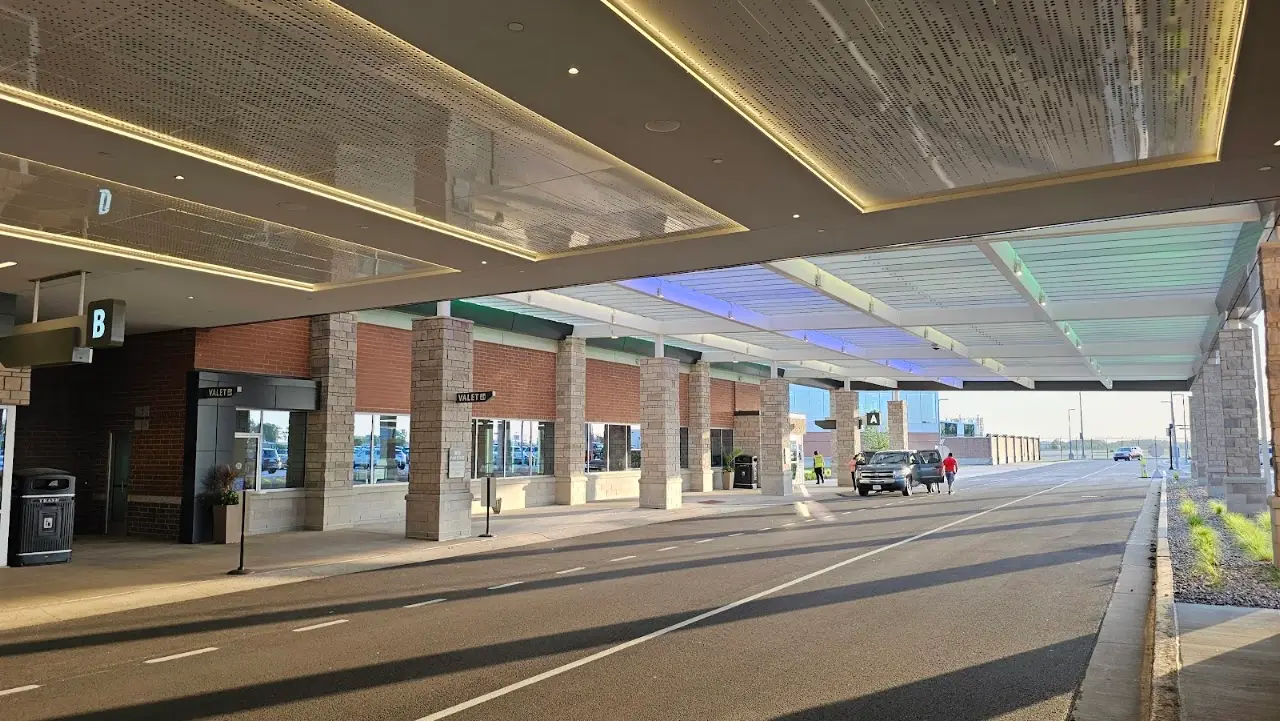 Fort Wayne International Airport (FWA), photo 4