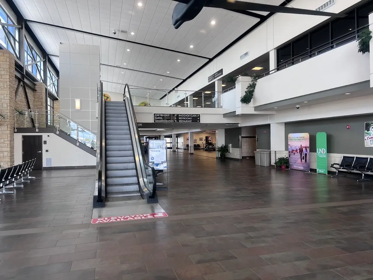 Grand Forks International Airport (GFK), photo 3