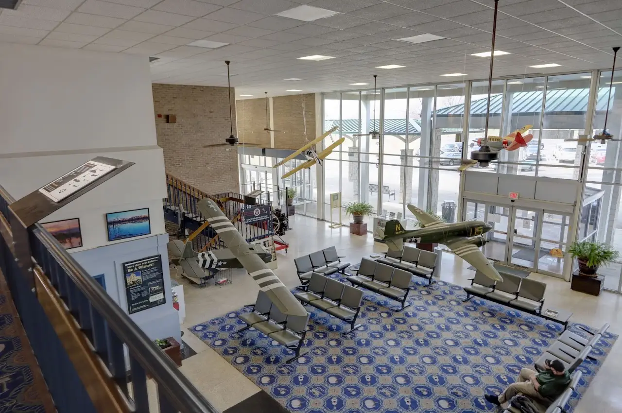 Mid Delta Regional Airport (GLH), photo 3