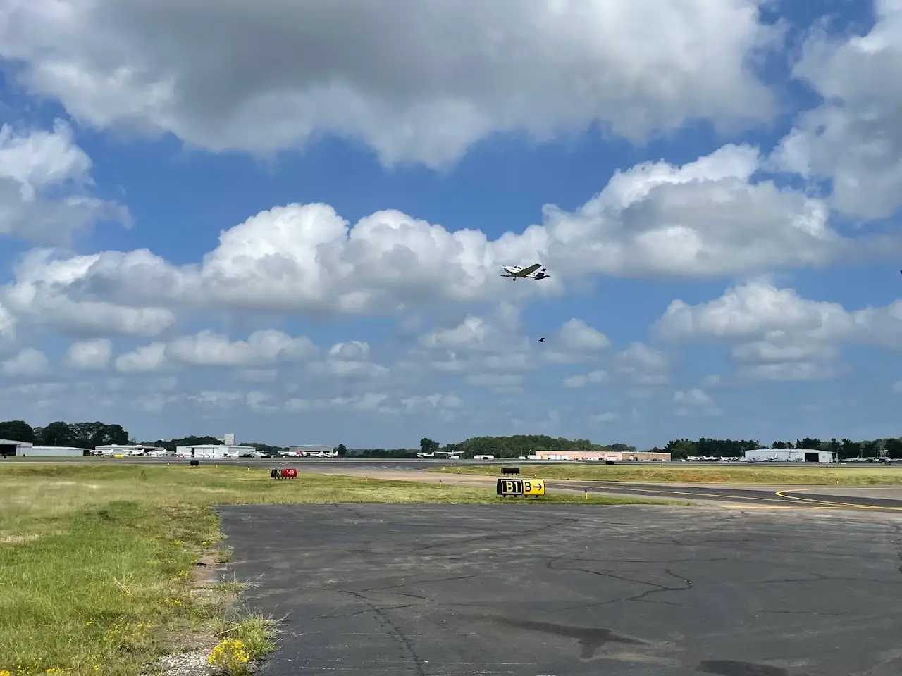 Greenville Downtown Airport (GMU), photo 4
