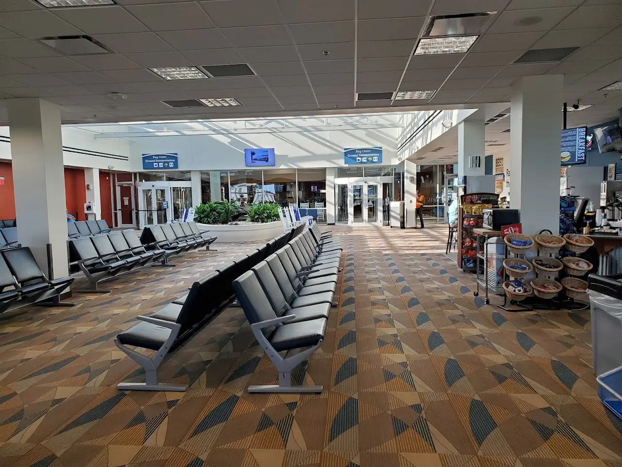 Gainesville Regional Airport (GNV), photo 3