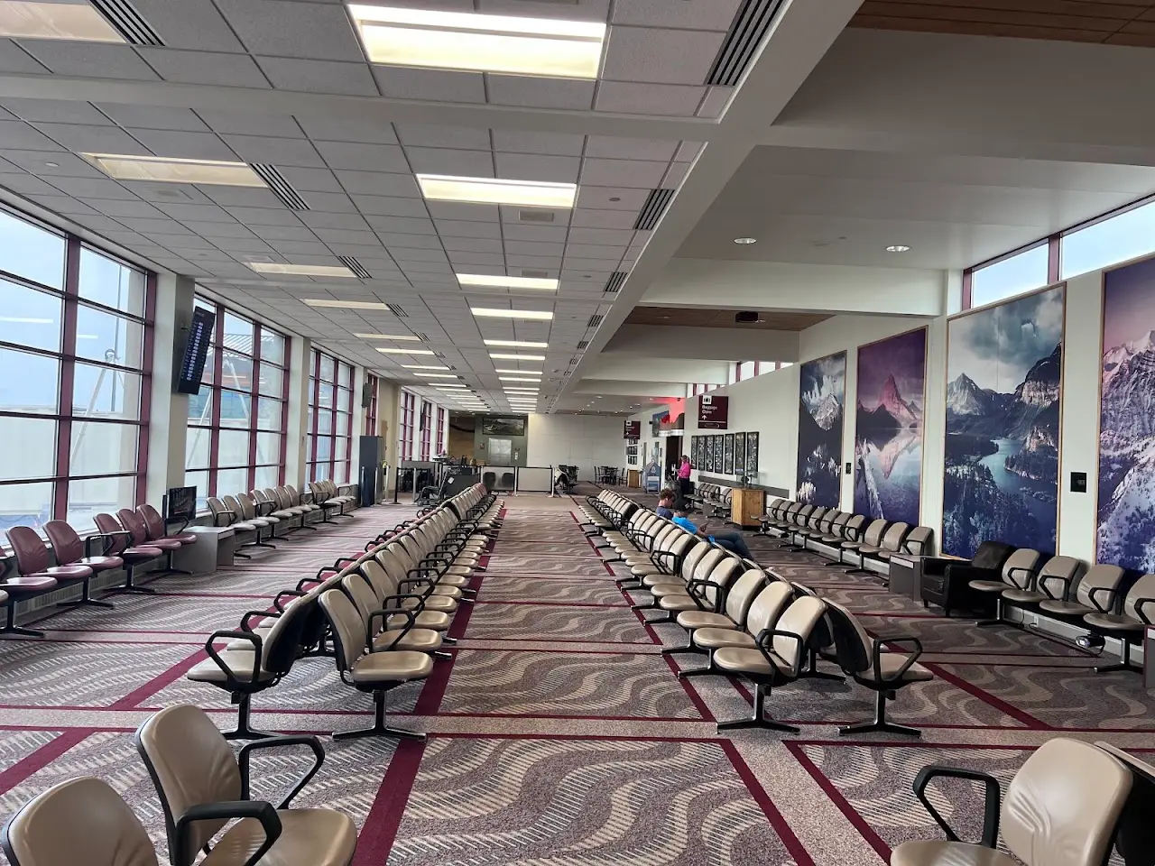 Glacier Park International Airport (FCA), photo 3